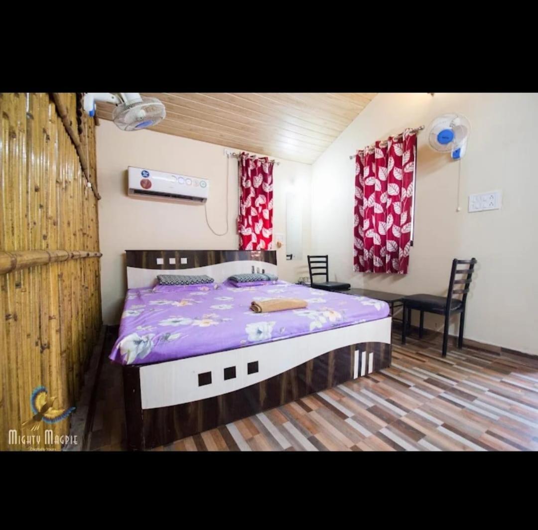 Madhura Farms คาร์จัต ภายนอก รูปภาพ